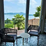 Lakeview With Private Swimming Pool فيلة