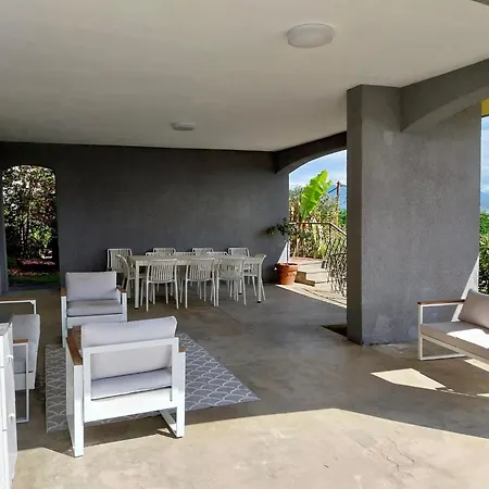 וילה Lakeview With Private Swimming Pool *
