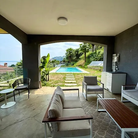 Lakeview With Private Swimming Pool *