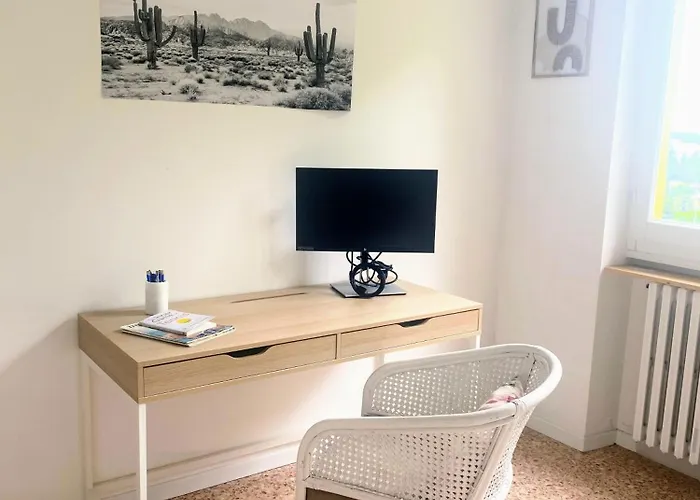 Villa Lakeview With Private Swimming Pool