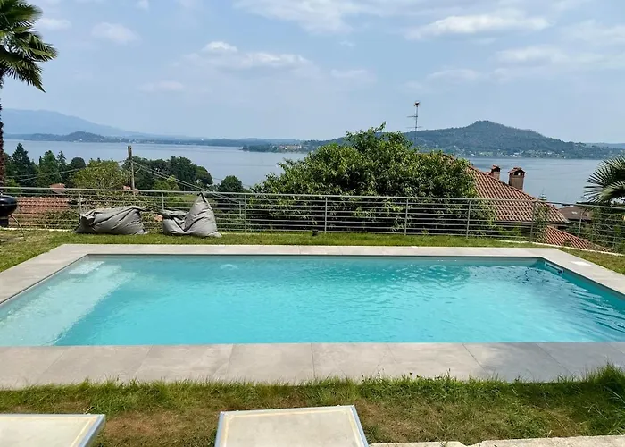 Villa Lakeview With Private Swimming Pool *