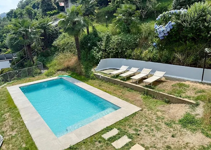 Lakeview With Private Swimming Pool Villa *