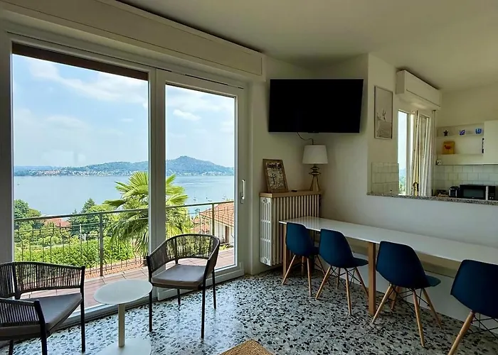 Lakeview With Private Swimming Pool * מאינה